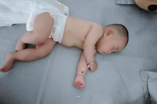 玉树哭泣宝宝魔法眼泪